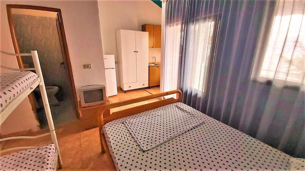 Ramo'S Cozy Beachside Haven With Panoramic Views - 1St Vlorë 外观 照片