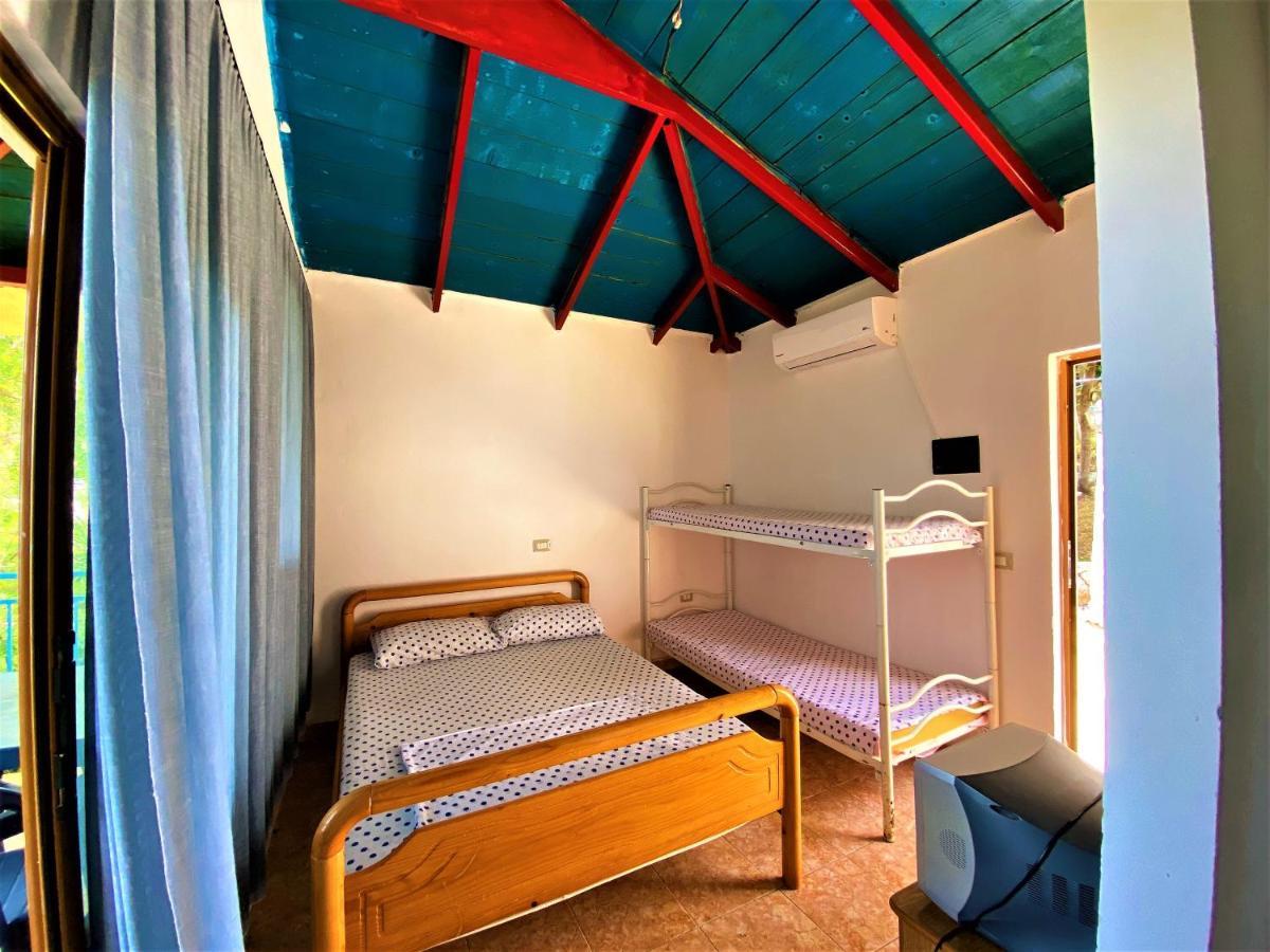 Ramo'S Cozy Beachside Haven With Panoramic Views - 1St Vlorë 外观 照片